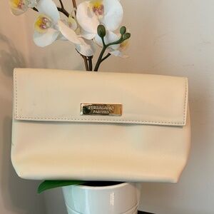 Ferragamo Parfums Cream Travel Bag For Turkish Airlines